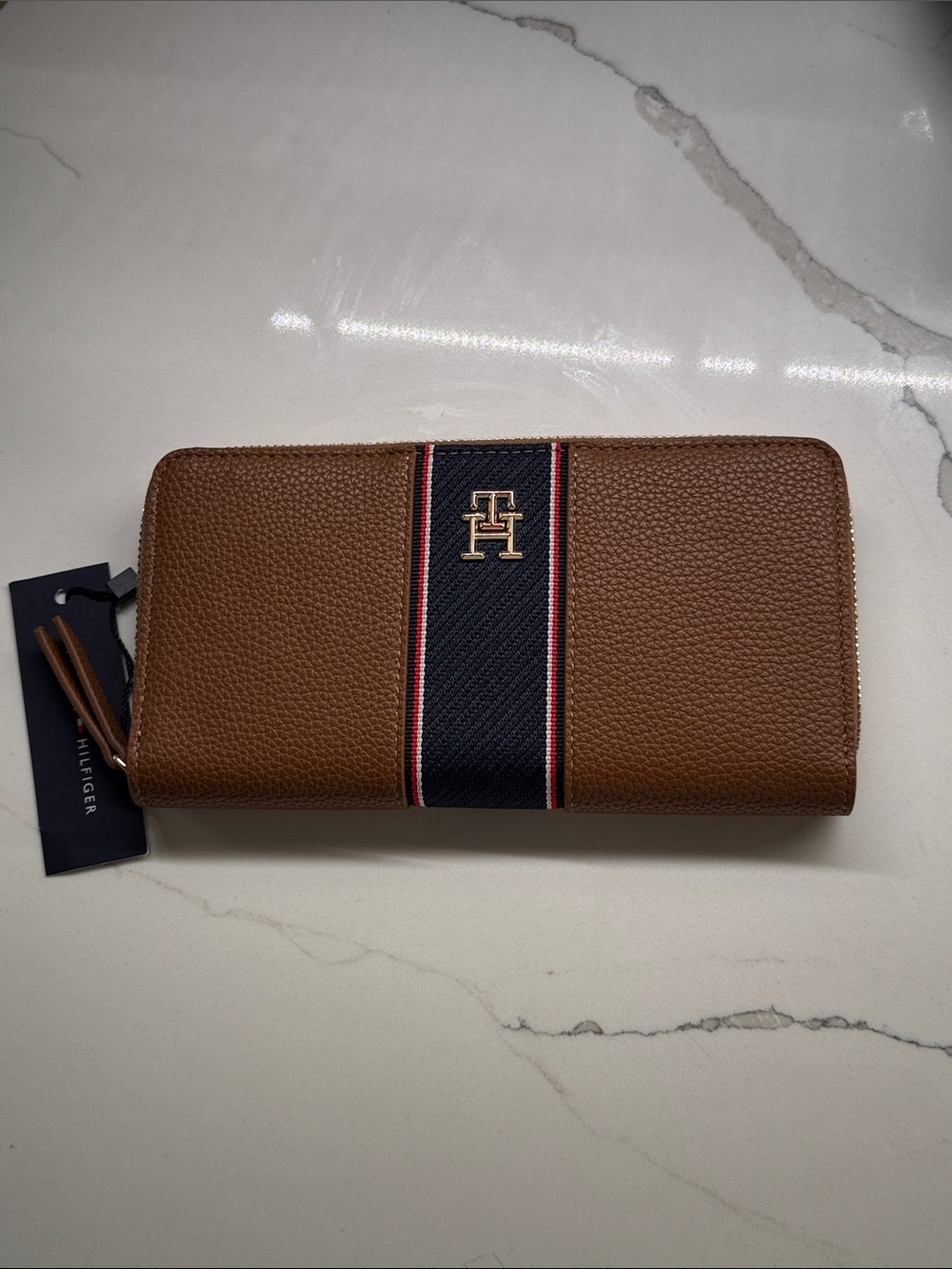 Tommy Hilfiger Cognac Leather Zip Wallet with Navy Stripe